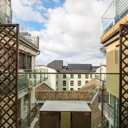 3bedroom Triplex Rooftop