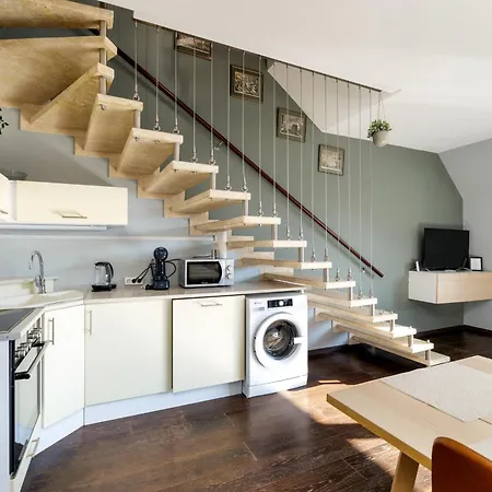 3bedroom Triplex Rooftop Budapest