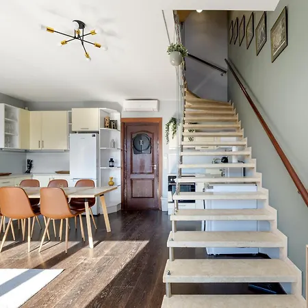 3bedroom Triplex Rooftop * Budapest