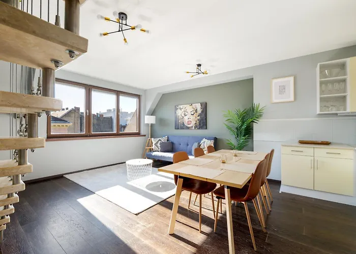 3bedroom Triplex Rooftop Budapest