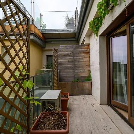 3bedroom Triplex Rooftop アパート *