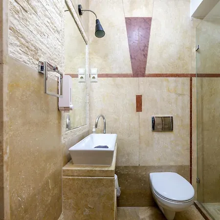 3bedroom Triplex Rooftop *