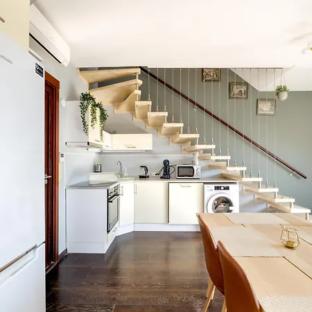 3bedroom Triplex Rooftop