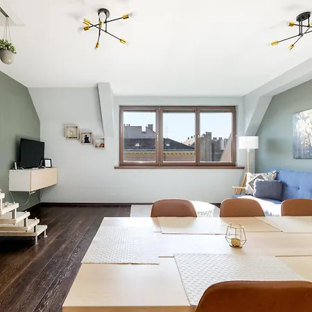 3bedroom Triplex Rooftop アパート